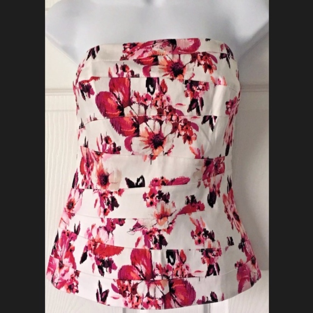 🌺 WHBM Top